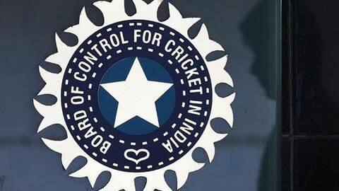 क्या इंग्लैंड की तरह अपने खुद के 'द हंड्रेड' की तैयारी कर रही है BCCI? क्या इंग्लैंड की तरह अपने खुद के 'द हंड्रेड' की तैयारी कर रही है BCCI?