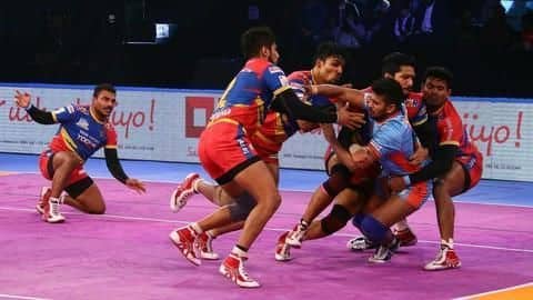 प्रो कबड्डी लीग 2018: अंतिम मुकाबले में बंगाल को हराकर प्ले-ऑफ में पहुंची यूपी योद्धा प्रो कबड्डी लीग 2018: अंतिम मुकाबले में बंगाल को हराकर प्ले-ऑफ में पहुंची यूपी योद्धा