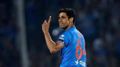 #BirthdaySpecial: 41वां जन्मदिन मना रहे आशीष नेहरा के पांच बेस्ट इंटरनेशनल स्पेल #BirthdaySpecial: 41वां जन्मदिन मना रहे आशीष नेहरा के पांच बेस्ट इंटरनेशनल स्पेल