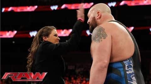 जब रेसलर्स को रिंग से ही WWE से निलंबित कर निकाल दिया गया, देखें टॉप-5 वीडियो जब रेसलर्स को रिंग से ही WWE से निलंबित कर निकाल दिया गया, देखें टॉप-5 वीडियो