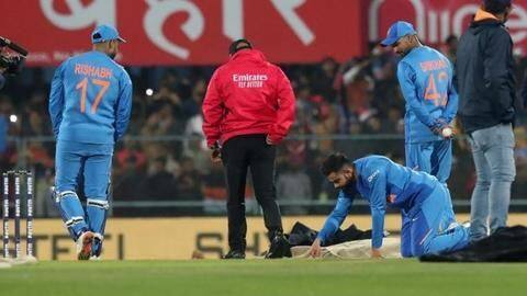 पहला टी-20 रद्द होने पर मैदान की तैयारियों की हो रही आलोचना, जानें किसने क्या कहा पहला टी-20 रद्द होने पर मैदान की तैयारियों की हो रही आलोचना, जानें किसने क्या कहा
