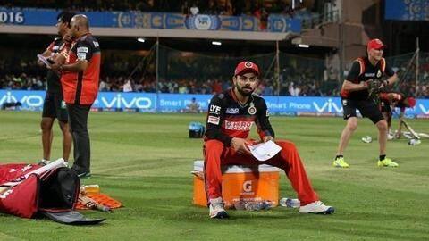 स्टेडियम खुलने की छूट के बावजूद फिलहाल नहीं हो सकता IPL का आयोजन- BCCI स्टेडियम खुलने की छूट के बावजूद फिलहाल नहीं हो सकता IPL का आयोजन- BCCI