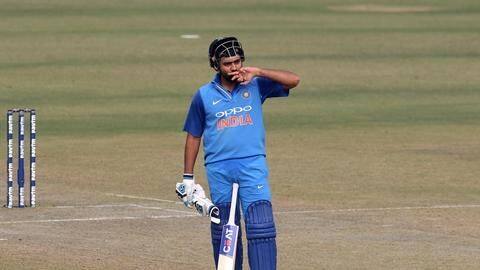 आज ही के दिन रोहित शर्मा ने लगाया था वनडे में अपना तीसरा दोहरा शतक आज ही के दिन रोहित शर्मा ने लगाया था वनडे में अपना तीसरा दोहरा शतक