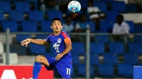 ISL 2018: छेत्री का 150वां मैच, बेंगलुरू ने दिल्ली को 1-0 से हराया ISL 2018: छेत्री का 150वां मैच, बेंगलुरू ने दिल्ली को 1-0 से हराया