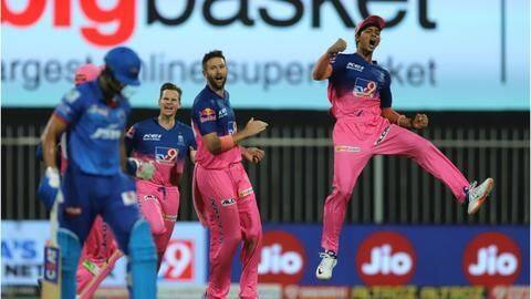 IPL 2020: RR को हराकर टॉप पर पहुंची DC, जानें मैच में बने रिकॉर्ड्स IPL 2020: RR को हराकर टॉप पर पहुंची DC, जानें मैच में बने रिकॉर्ड्स