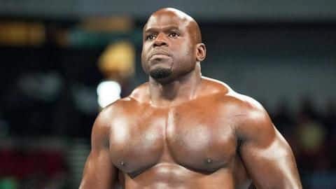 इन पांच रेसलर्स को अगले साल WWE छोड़ देनी चाहिए इन पांच रेसलर्स को अगले साल WWE छोड़ देनी चाहिए
