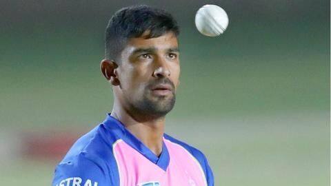 IPL 2021: राजस्थान रॉयल्स के सपोर्ट स्टॉफ में शामिल हुए किवी लेग स्पिनर ईश सोढ़ी IPL 2021: राजस्थान रॉयल्स के सपोर्ट स्टॉफ में शामिल हुए किवी लेग स्पिनर ईश सोढ़ी