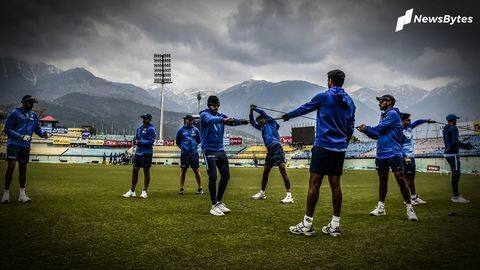 कोरोना वायरस: इस महीने कैंप आयोजित करने पर विचार कर रही है BCCI कोरोना वायरस: इस महीने कैंप आयोजित करने पर विचार कर रही है BCCI