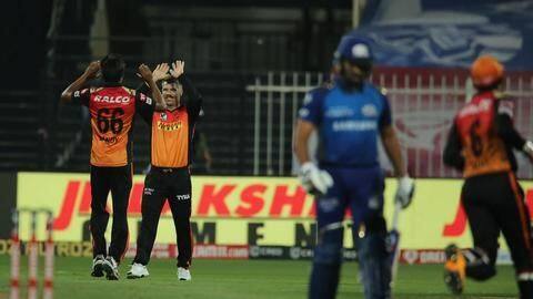 IPL 2020: MI को हराकर प्ले-ऑफ में पहुंची SRH, जानें मैच में बने रिकॉर्ड्स IPL 2020: MI को हराकर प्ले-ऑफ में पहुंची SRH, जानें मैच में बने रिकॉर्ड्स