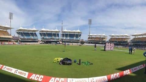 भारत बनाम इंग्लैंड: BCCI ने चेपक के पिच क्यूरेटर को हटाया भारत बनाम इंग्लैंड: BCCI ने चेपक के पिच क्यूरेटर को हटाया