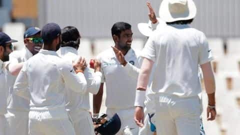 दक्षिण अफ्रीका के खिलाफ टेस्ट में सबसे ज़्यादा विकेट लेने वाले वर्तमान भारतीय गेंदबाज दक्षिण अफ्रीका के खिलाफ टेस्ट में सबसे ज़्यादा विकेट लेने वाले वर्तमान भारतीय गेंदबाज