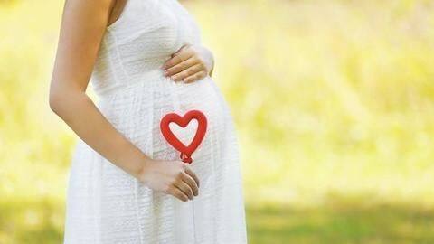 बिहार: सात सालों से गर्भवती होने का बहाना बनाकर छुट्टी लेती थी महिला शिक्षक, पकड़ी गई बिहार: सात सालों से गर्भवती होने का बहाना बनाकर छुट्टी लेती थी महिला शिक्षक, पकड़ी गई