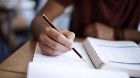 ICSE, ISC Exam 2019: 10वीं और 12वीं परीक्षा के लिए जारी हुए एडमिट कार्ड ICSE, ISC Exam 2019: 10वीं और 12वीं परीक्षा के लिए जारी हुए एडमिट कार्ड