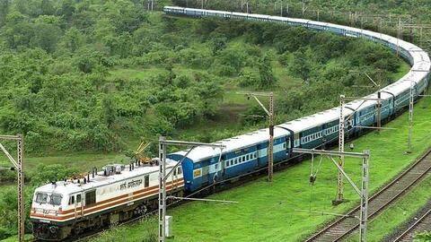 अब अंगुलियों के निशान से मिलेगी जनरल डिब्बे में सीट, लगाई जाएँगी बायोमेट्रिक्स मशीनें अब अंगुलियों के निशान से मिलेगी जनरल डिब्बे में सीट, लगाई जाएँगी बायोमेट्रिक्स मशीनें