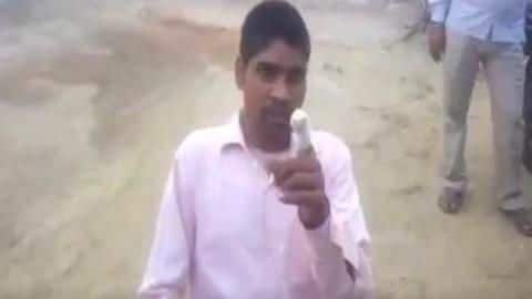 उत्तर प्रदेश: बसपा समर्थक ने गलती से दिया भाजपा को वोट तो काट ली अपनी ऊँगली उत्तर प्रदेश: बसपा समर्थक ने गलती से दिया भाजपा को वोट तो काट ली अपनी ऊँगली