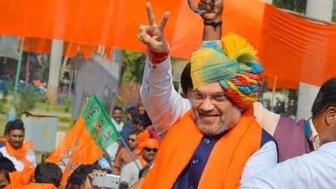 ममता बनर्जी को बड़ा झटका, कलकत्ता हाई कोर्ट ने भाजपा की रथयात्रा को दी मंजूरी ममता बनर्जी को बड़ा झटका, कलकत्ता हाई कोर्ट ने भाजपा की रथयात्रा को दी मंजूरी