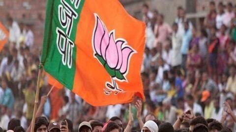मध्य प्रदेशः भाजपा की जीत की भविष्यवाणी करने वाले लेक्चरर को किया गया सस्पेंड मध्य प्रदेशः भाजपा की जीत की भविष्यवाणी करने वाले लेक्चरर को किया गया सस्पेंड