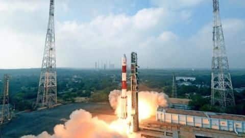 ISRO ने फिर लहराया कामयाबी का परचम, सफलतापूर्वक लॉन्च किया कार्टोसैट-3 सैटेलाइट ISRO ने फिर लहराया कामयाबी का परचम, सफलतापूर्वक लॉन्च किया कार्टोसैट-3 सैटेलाइट