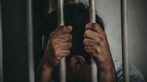 उत्तर प्रदेश की जेलों में बंद हैं सबसे ज्यादा इंजीनियर और पोस्ट ग्रेजुएट कैदी- NCRB उत्तर प्रदेश की जेलों में बंद हैं सबसे ज्यादा इंजीनियर और पोस्ट ग्रेजुएट कैदी- NCRB