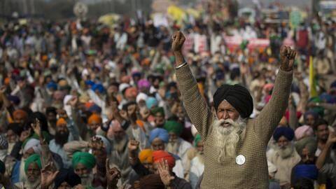 किसान नेताओं और कार्यकर्ताओं को NIA के समन, अकाली दल ने की केंद्र की आलोचना किसान नेताओं और कार्यकर्ताओं को NIA के समन, अकाली दल ने की केंद्र की आलोचना