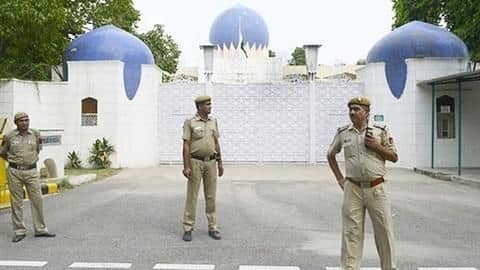 पाकिस्तान उच्चायोग से गायब हुए 23 भारतीयों के पासपोर्ट, सरकार तक पहुंचा मामला पाकिस्तान उच्चायोग से गायब हुए 23 भारतीयों के पासपोर्ट, सरकार तक पहुंचा मामला