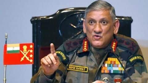 नियंत्रण रेखा पर कभी भी बिगड़ सकते हैं हालात, सेना तैयार- जनरल रावत नियंत्रण रेखा पर कभी भी बिगड़ सकते हैं हालात, सेना तैयार- जनरल रावत