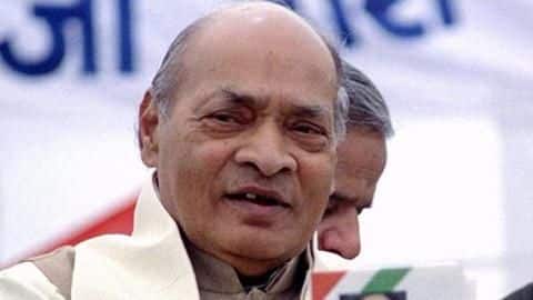 नरसिम्हा के पोते ने कहा- पूर्व प्रधानमंत्री के साथ हुए अन्याय के लिए माफी मांगे सोनिया-राहुल नरसिम्हा के पोते ने कहा- पूर्व प्रधानमंत्री के साथ हुए अन्याय के लिए माफी मांगे सोनिया-राहुल