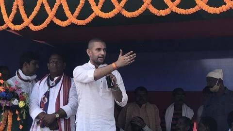 बिहार: लोजपा की सरकार बनी तो जेल में होंगे नीतीश कुमार- चिराग पासवान बिहार: लोजपा की सरकार बनी तो जेल में होंगे नीतीश कुमार- चिराग पासवान