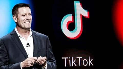 विवादों से घिरी टिक-टॉक के CEO का इस्तीफा, कहा- भारी मन से जा रहा हूं विवादों से घिरी टिक-टॉक के CEO का इस्तीफा, कहा- भारी मन से जा रहा हूं