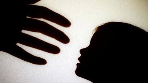 दिल्लीः शेल्टर होम में लड़कियों के साथ हैवानियत, गुप्तांगो में डाला जाता था मिर्ची पाउडर दिल्लीः शेल्टर होम में लड़कियों के साथ हैवानियत, गुप्तांगो में डाला जाता था मिर्ची पाउडर