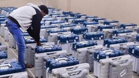 बूथ से स्ट्रॉन्ग रूम तक कैसे पहुंचती हैं EVM