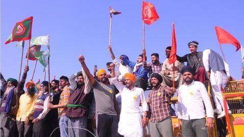किसान आंदोलन का 28वां दिन, सरकार से बातचीत के न्योते पर आज निर्णय संभव किसान आंदोलन का 28वां दिन, सरकार से बातचीत के न्योते पर आज निर्णय संभव