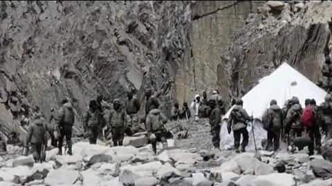 सीमा विवाद: लद्दाख में अपने सैनिकों को पीछे हटाने को कैसे तैयार हुआ चीन? सीमा विवाद: लद्दाख में अपने सैनिकों को पीछे हटाने को कैसे तैयार हुआ चीन?