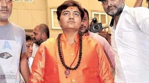 साध्वी प्रज्ञा ने किया शहादत का अपमान, कहा- हेमंत करकरे को मिली कर्मों की सजा साध्वी प्रज्ञा ने किया शहादत का अपमान, कहा- हेमंत करकरे को मिली कर्मों की सजा
