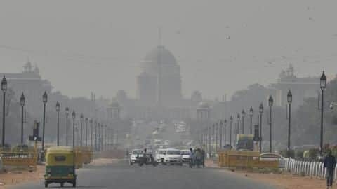 दिल्ली और आसपास के इलाकों में छाई धुएं की परत, गंभीर स्तर पर पहुंचा वायु प्रदूषण दिल्ली और आसपास के इलाकों में छाई धुएं की परत, गंभीर स्तर पर पहुंचा वायु प्रदूषण