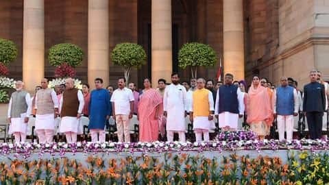 मोदी के नए मंत्रिमंडल के बारे में हर जरूरी बात, जो आपको जाननी चाहिए मोदी के नए मंत्रिमंडल के बारे में हर जरूरी बात, जो आपको जाननी चाहिए