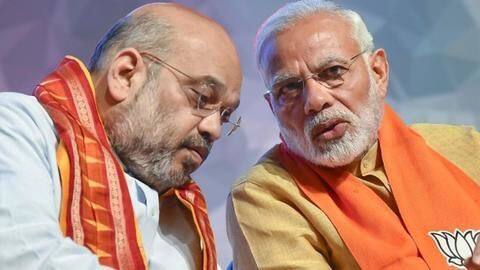 लोकसभा चुनावः मोदी-शाह के खिलाफ कार्रवाई करने की मांग को लेकर सुप्रीम कोर्ट पहुंची कांग्रेस लोकसभा चुनावः मोदी-शाह के खिलाफ कार्रवाई करने की मांग को लेकर सुप्रीम कोर्ट पहुंची कांग्रेस