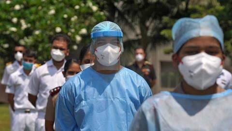 कोरोना वायरस: बीते 24 घंटों में सामने आए 5,611 मामले, एक दिन की सर्वाधिक संख्या कोरोना वायरस: बीते 24 घंटों में सामने आए 5,611 मामले, एक दिन की सर्वाधिक संख्या