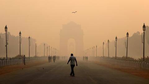 हर साल अक्टूबर में क्यों जहरीली हो जाती है दिल्ली और आसपास के इलाकों की हवा? हर साल अक्टूबर में क्यों जहरीली हो जाती है दिल्ली और आसपास के इलाकों की हवा?