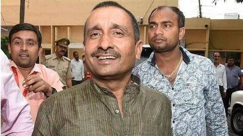 उन्नाव केसः CBI ने कोर्ट को बताया- पीड़िता के आरोप सही, सेंगर ने किया था रेप उन्नाव केसः CBI ने कोर्ट को बताया- पीड़िता के आरोप सही, सेंगर ने किया था रेप
