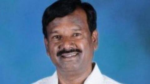 कर्नाटक: दलित सांसद को 'अछूत' बताकर ग्रामीणों ने गांव में आने से रोका, जांच के आदेश कर्नाटक: दलित सांसद को 'अछूत' बताकर ग्रामीणों ने गांव में आने से रोका, जांच के आदेश
