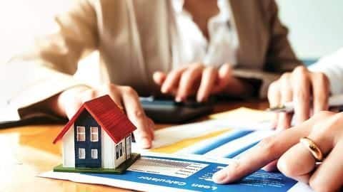 कोरोना वायरस संकट: होम लोन की ब्याज दरें 15 सालों में सबसे कम, EMI भी घटेगी कोरोना वायरस संकट: होम लोन की ब्याज दरें 15 सालों में सबसे कम, EMI भी घटेगी