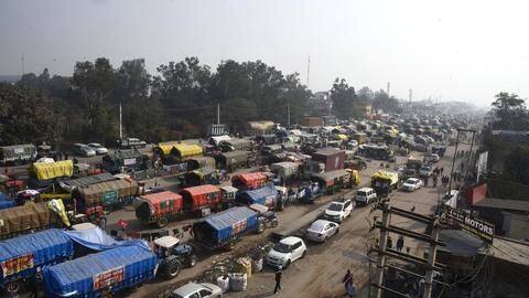 कृषि कानून: अभी तक पंजाब में प्रदर्शन कर रहे किसान भी दिल्ली रवाना कृषि कानून: अभी तक पंजाब में प्रदर्शन कर रहे किसान भी दिल्ली रवाना