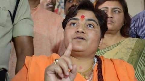 भाजपा सांसद प्रज्ञा सिंह ने गांधी के हत्यारे गोडसे को फिर बताया 'देशभक्त' भाजपा सांसद प्रज्ञा सिंह ने गांधी के हत्यारे गोडसे को फिर बताया 'देशभक्त'