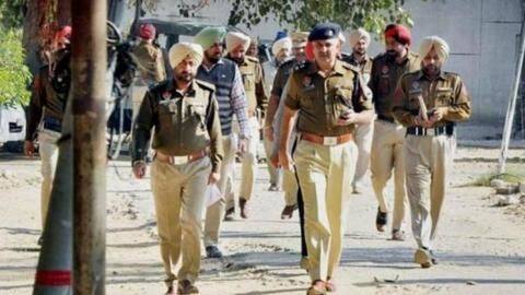 आतंकियों के निशाने पर दिल्ली समेत देश के कई महत्वूपर्ण स्थान, अलर्ट जारी आतंकियों के निशाने पर दिल्ली समेत देश के कई महत्वूपर्ण स्थान, अलर्ट जारी