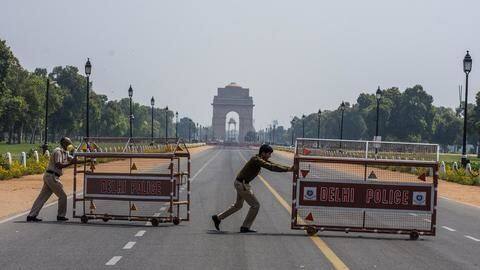 कोरोना वायरस के कारण शहर बंद, 40 प्रतिशत बढ़ी इंटरनेट की खपत कोरोना वायरस के कारण शहर बंद, 40 प्रतिशत बढ़ी इंटरनेट की खपत