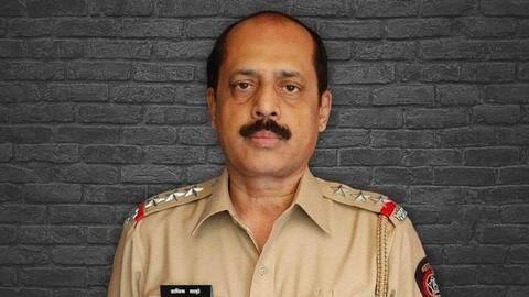 एंटीलिया केस: मुंबई पुलिस ने सचिन वाजे को निलंबित किया, पहले भी हो चुका है निलंबन एंटीलिया केस: मुंबई पुलिस ने सचिन वाजे को निलंबित किया, पहले भी हो चुका है निलंबन