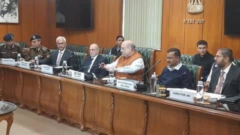 दिल्ली: अमित शाह से बैठक के बाद बोले केजरीवाल- सभी पार्टियां शांति बहाली की कोशिश करेंगी दिल्ली: अमित शाह से बैठक के बाद बोले केजरीवाल- सभी पार्टियां शांति बहाली की कोशिश करेंगी