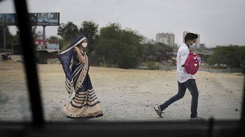 कोरोना वायरस: देश में बीते दिन 23,067 नए मामले, 312 की हुई मौत कोरोना वायरस: देश में बीते दिन 23,067 नए मामले, 312 की हुई मौत