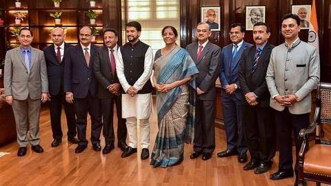 मिलिये उस टीम से, जिसने तैयार किया इस साल का बजट मिलिये उस टीम से, जिसने तैयार किया इस साल का बजट